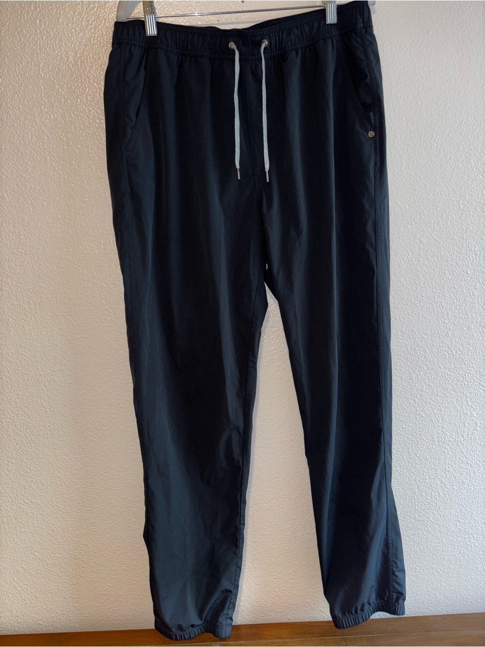 Vuori Kore Lined Joggers Mens L Elastic Waist Drawstring Pants
